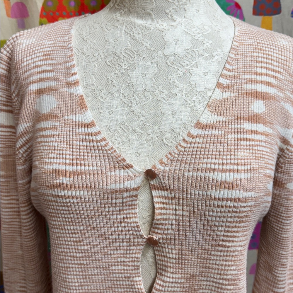 Mahina L/S Cropped Sweater. Large - Picture 2 of 11